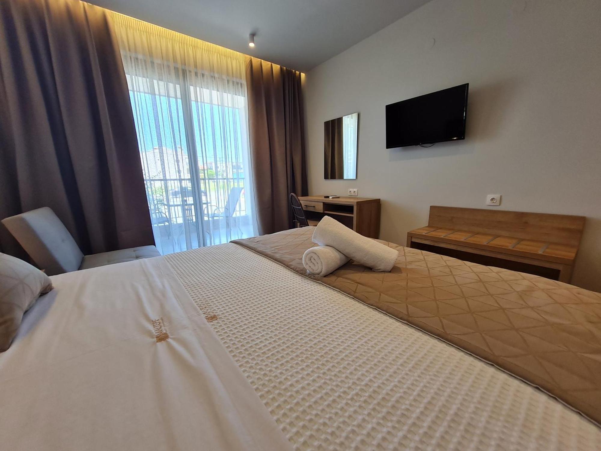 Maltepe Luxury Accommodation By Travel Pro Services Kallithea  Exterior foto
